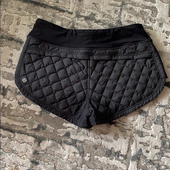lululemon athletica Pants - Hot cheeks shorts black quilted down run 6